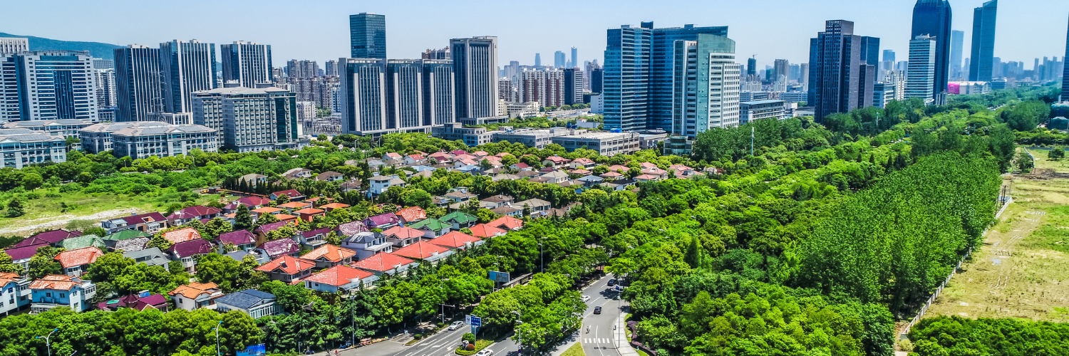 Top Reasons to Invest in 3 & 4 BHK Apartments on Golf Course Extension Road